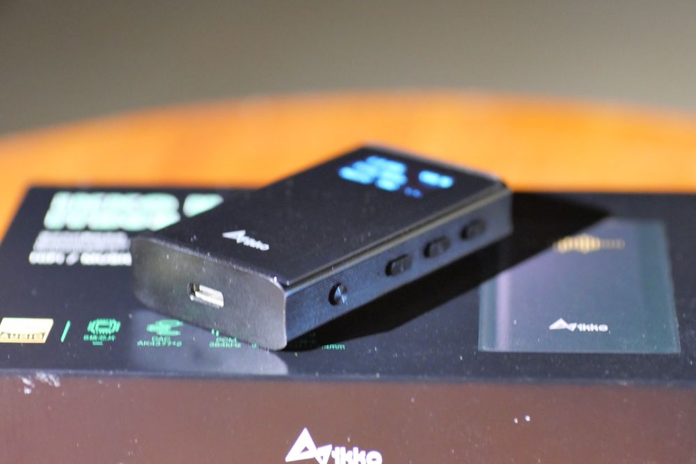 Мобільний ЦАП Ikko ITB03