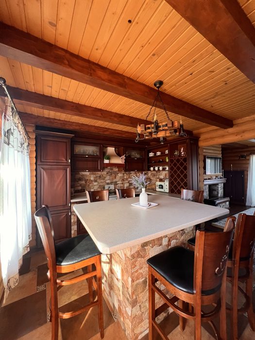 Продаж чудового будинку з неймовірним видом на місто!