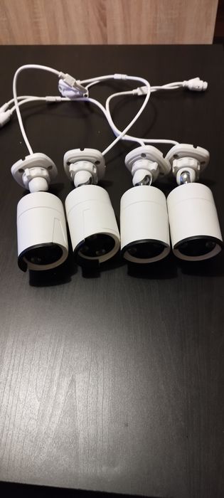 Conjunto de 4 câmaras de vigilância