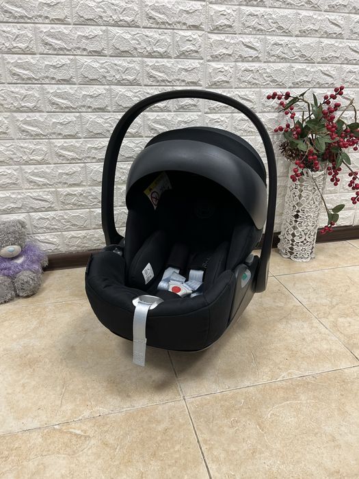 Автокрісло Cybex Cloud Z2 i-Size Група 0+ (0-13 кг) дитяче автокрісло