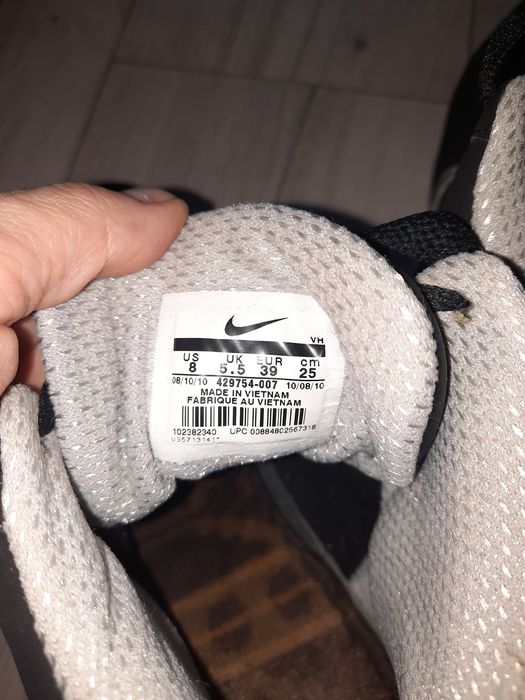 Кросівки Nike р.39