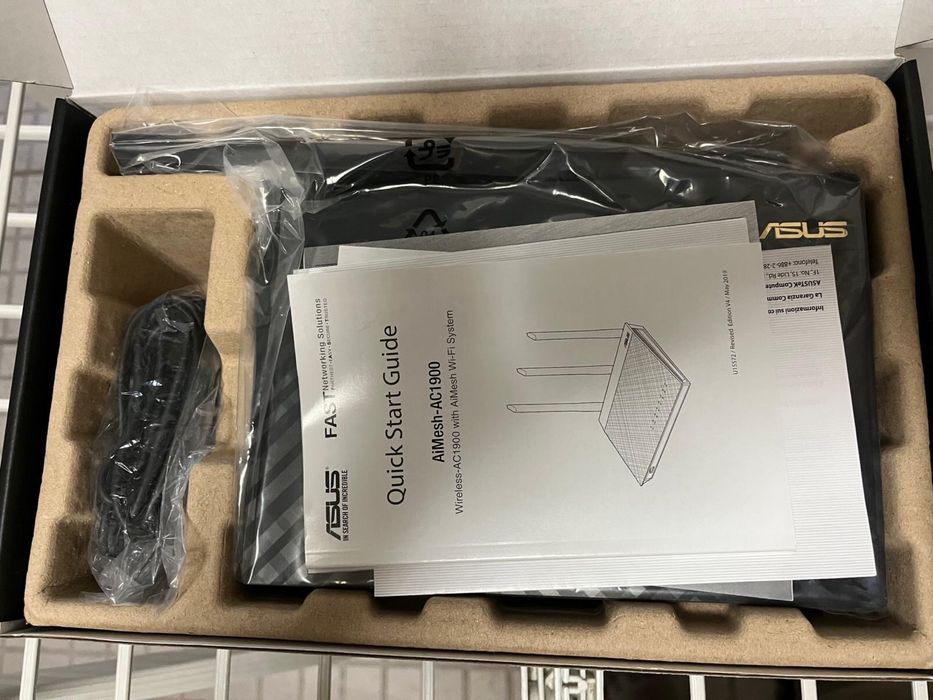 Router Asus Dual Band Gigabit RT-AC 1900 U