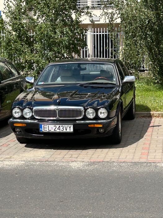 Jaguar XJ8 2003r. 4.0 V8