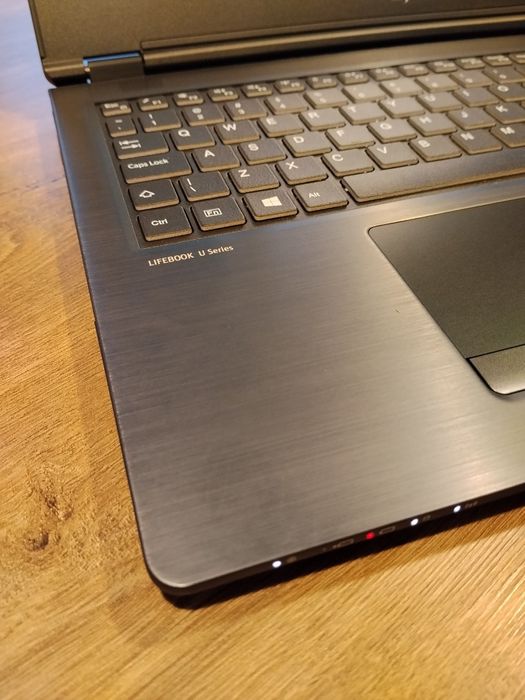 #3188 Fujitsu Japan Lifebook U759 i5-8265U 16GB 512SSD W11 FV23 GW12