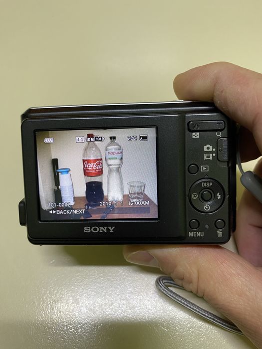 Фотоаппарат Sony Cyber-shot DSC-S2000