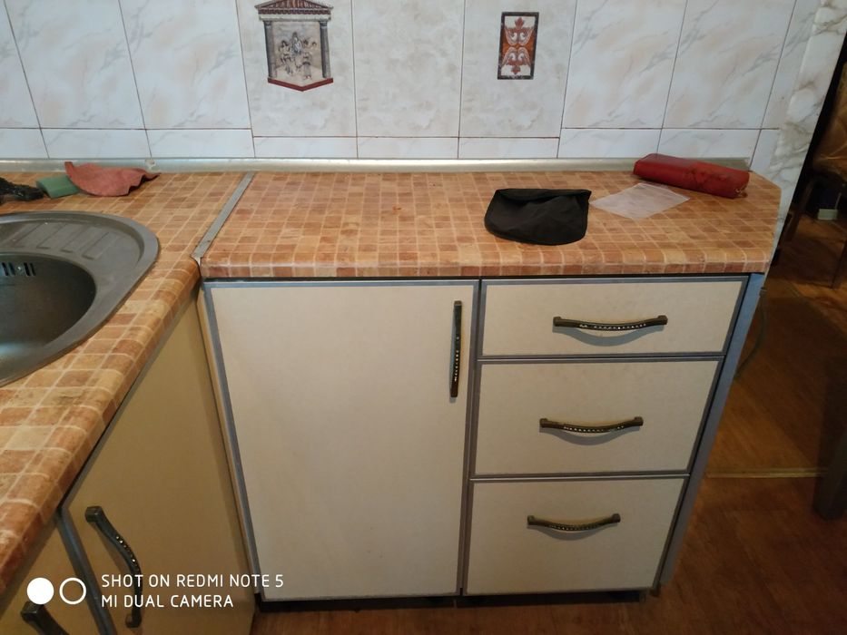 Актуально! Сдам 1 к кв  3/5 метро Армейская 5 минут