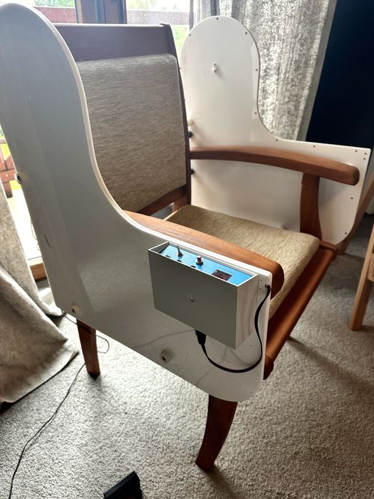 Krzesło Lakhowsky'ego -   Generator WN  - od Jana Taratajcio