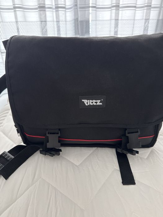 Torba na laptopa, dokumenty