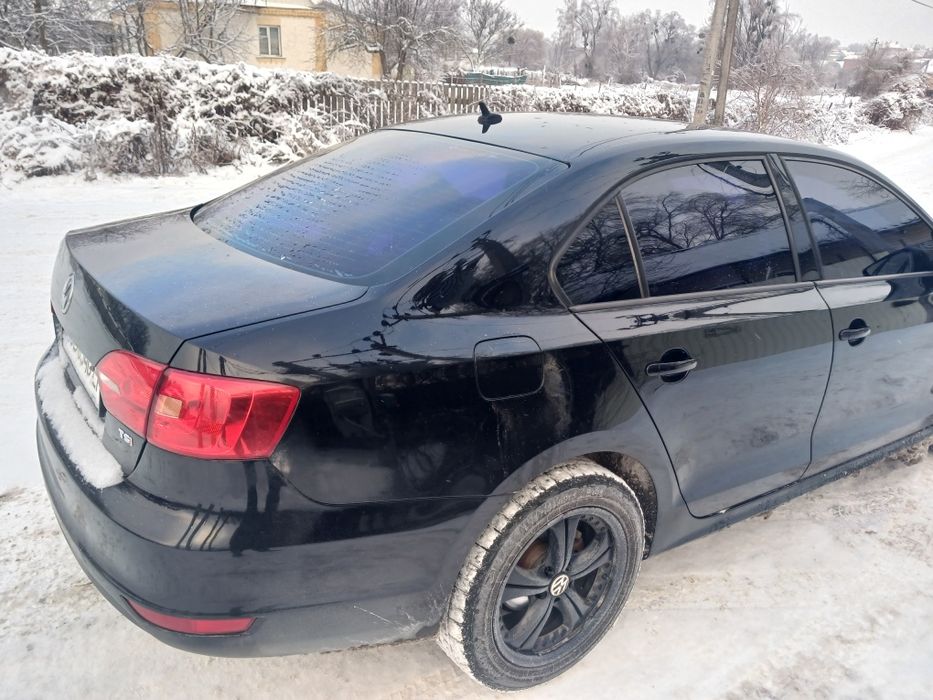 Продам Volkswagen Jetta 2011