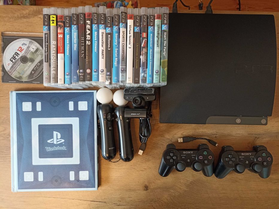 PlayStation 3 PS3 slim duży zestaw pady i kamera PS move 19 gier