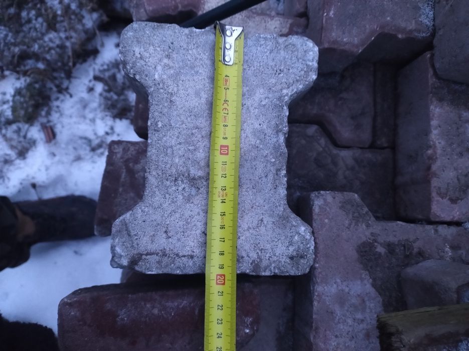 Kostka brukowa używana