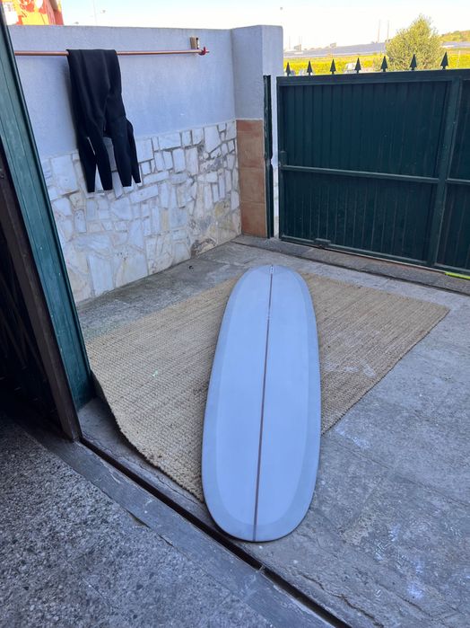 Longboard Substance 9’3” x 23” x 2 ¾” - Light Grey