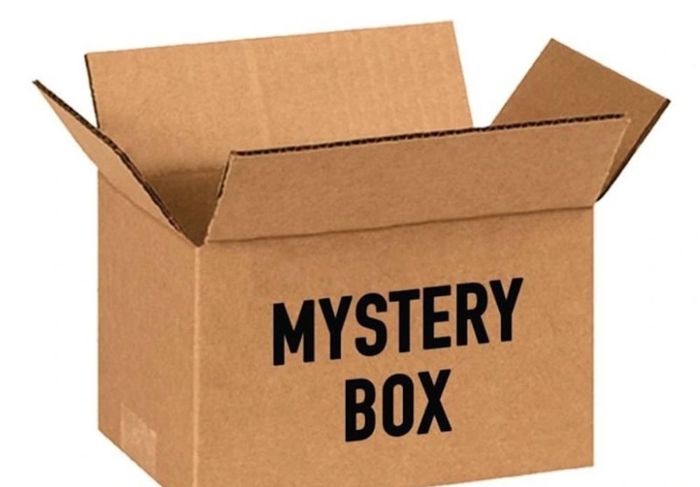 Mystery box z 3 książkami dla dzieci lat 8-11
