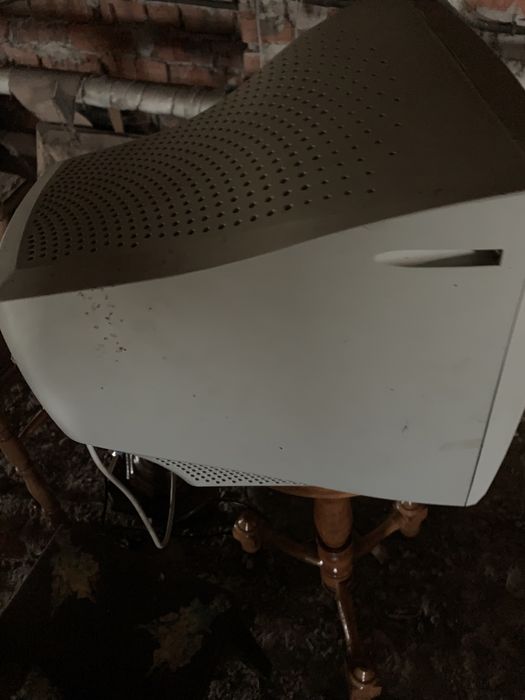 Продам монітор LG . Старого зразка