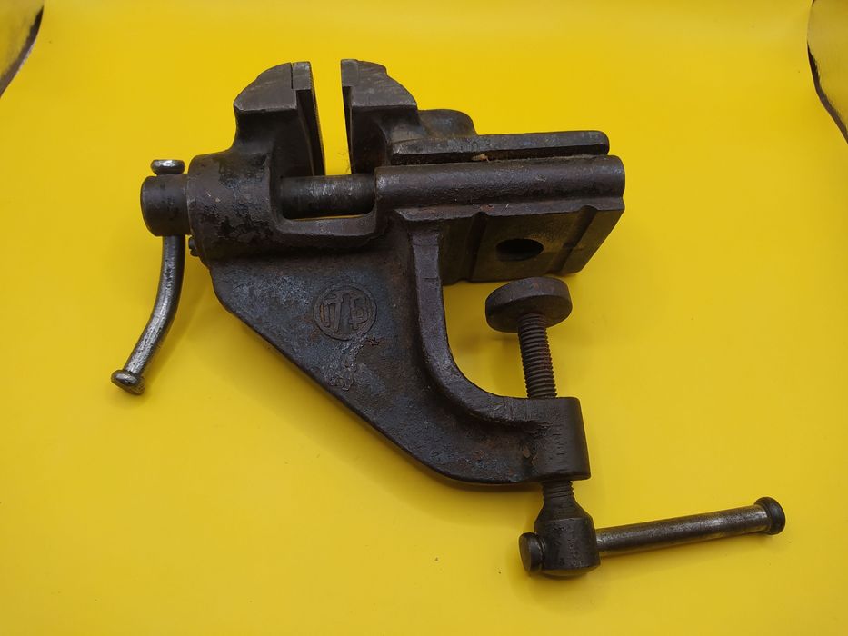 Тиски слесарные СССР