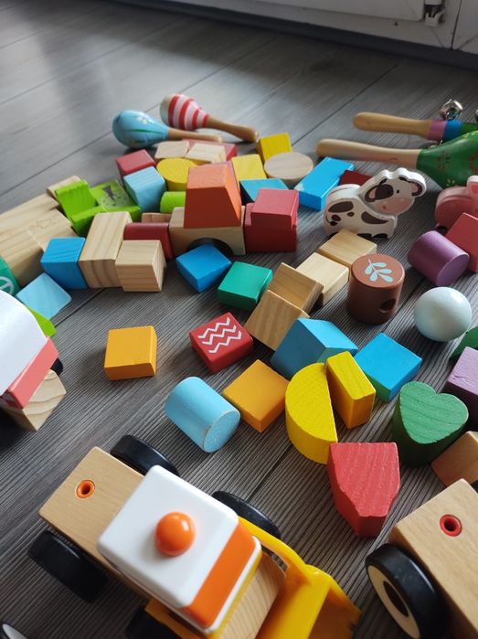 Zestaw drewnianych zabawek