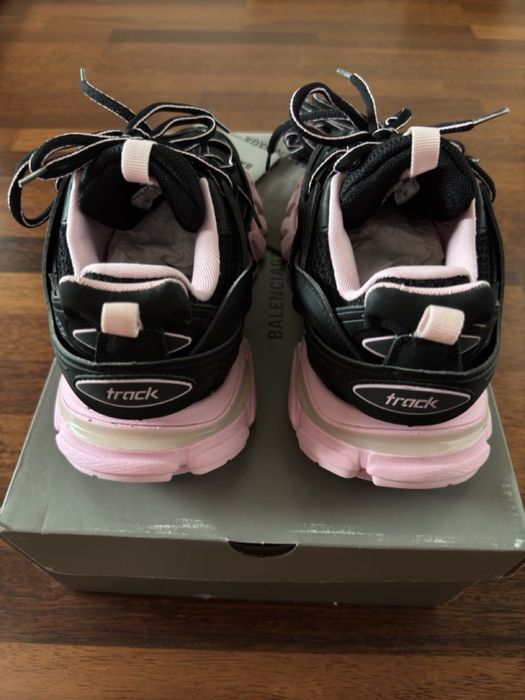 кросівки Balenciaga track led