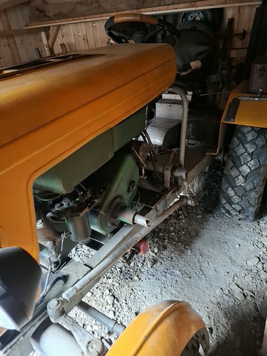 Traktor 15koni robiony +przyczepa