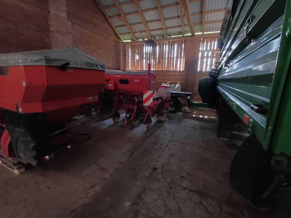 Siewnik punktowy do kukurydzy Maschio Gaspardo MTR Isotronic Kuhn