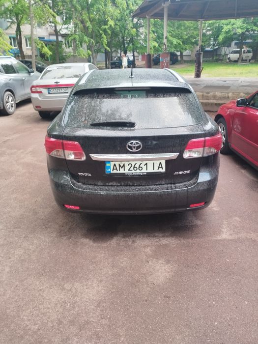 Продам тойота авенсіс 2012р