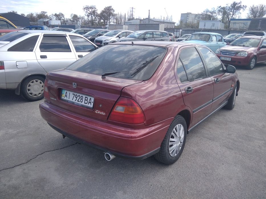 Продам хонду цивик