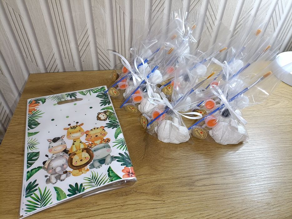 Подарунки дітям до Свята Весни до Великодня  від іменника