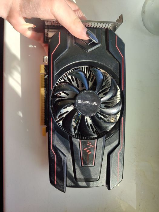 Видеокарта Radeon rx560 4GB  Sapphire