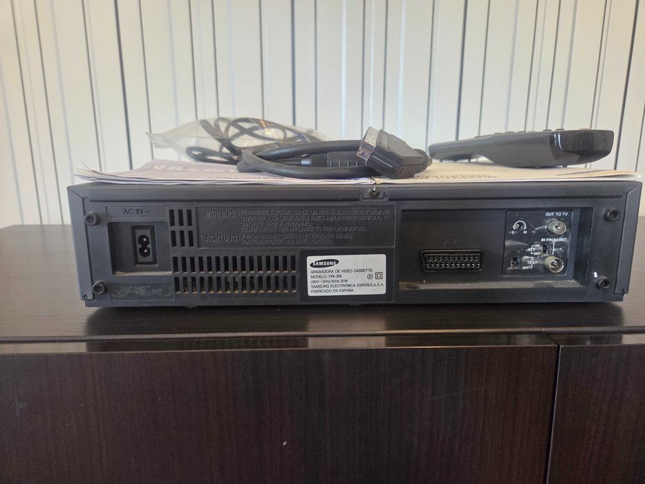Vídeogravador VHS - Samsung QPRO VXK-306