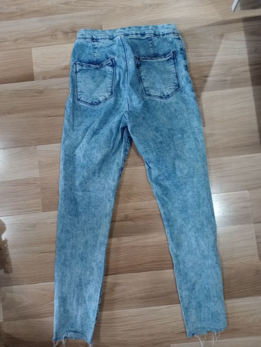 Jeansy damskie skinny