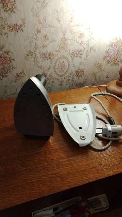 Утюг для швейных работ