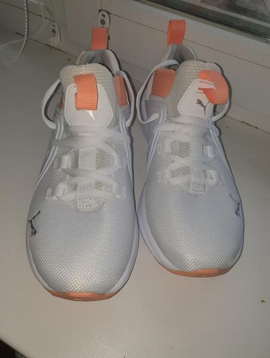 Продам кросівки puma