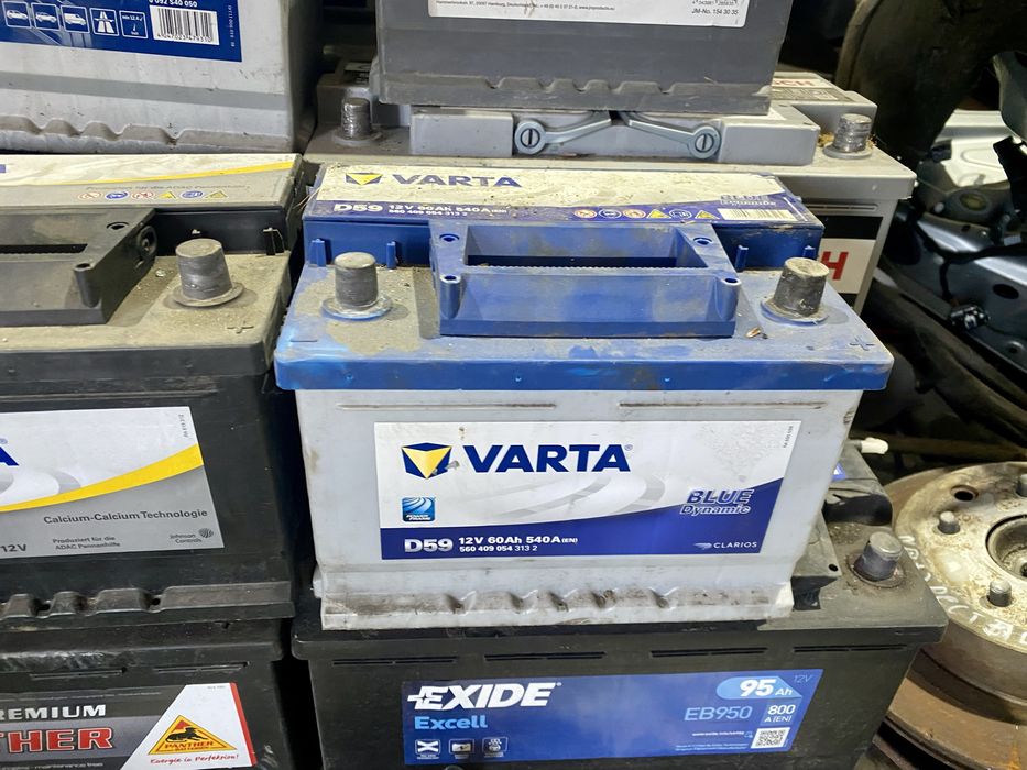 Акамулятор акамулятори до авто 60,70,80,90,100 AH Varta,bosch,exide