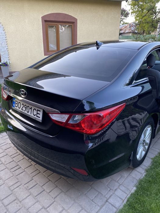 Продам hyunday sonata 2013