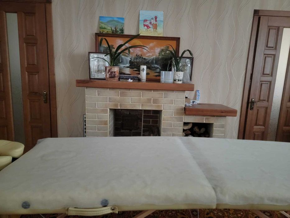 Massage Therapy by a Professional American Specialist