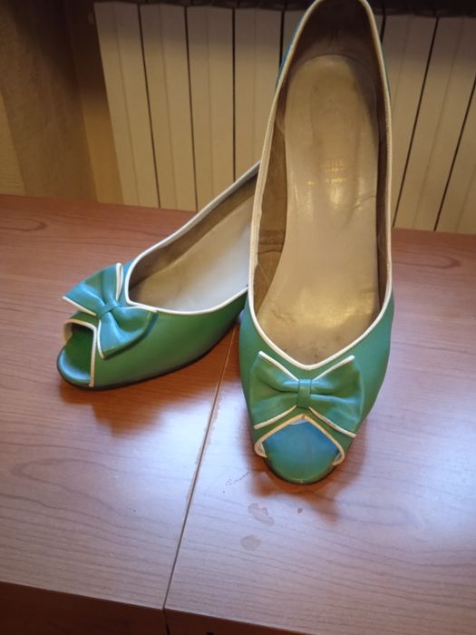 Туфли женские на каблучке.Кожа натуральная со всех сторон