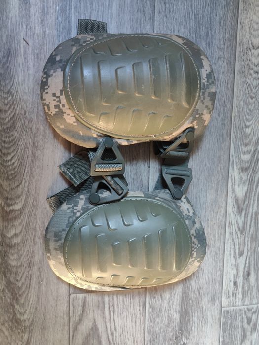 Продам тактические наколеники