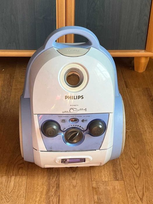 Продам пылесос PHILIPS