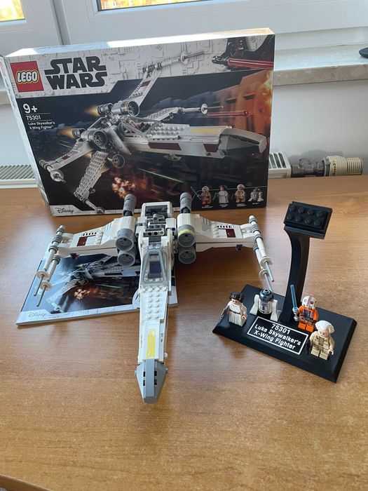 Lego 75301 Luke Skywalker's X-wing fighter