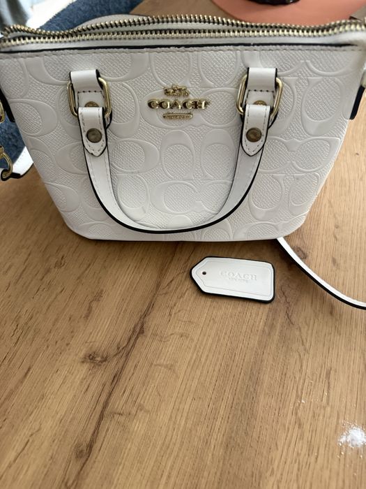 Bolsa coach nova
