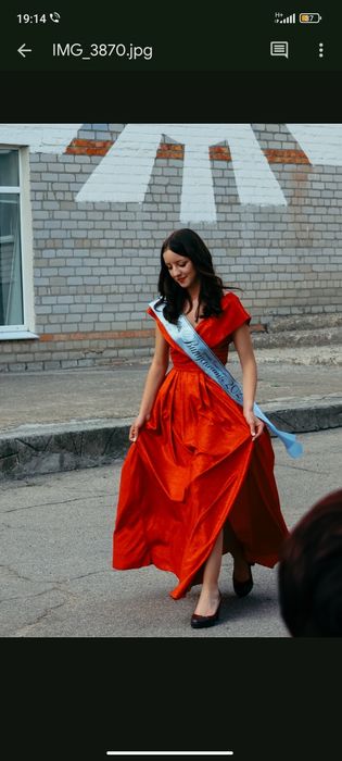 Вечірня сукня на зріст 165 вдягалось один раз