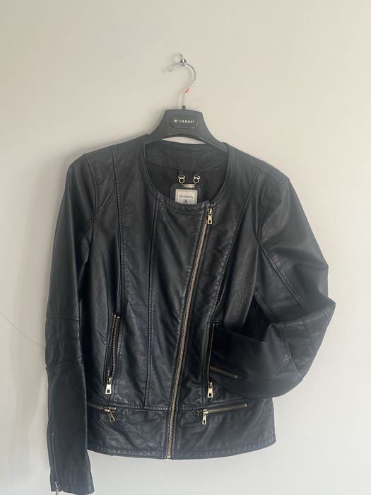 Czarna Skórzana kurtka ramoneska Monnari