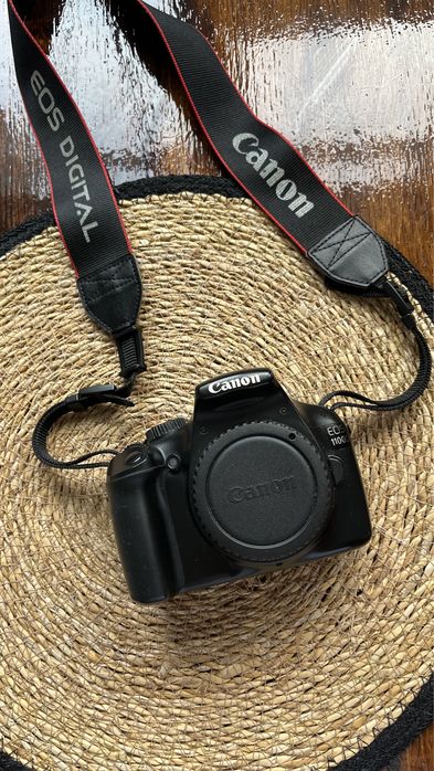 Фотоапарат Canon 1100D без обʼєктива