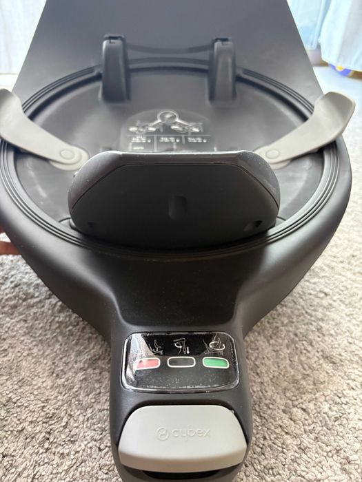 CYBEX Cloud T i-Size + Base T
