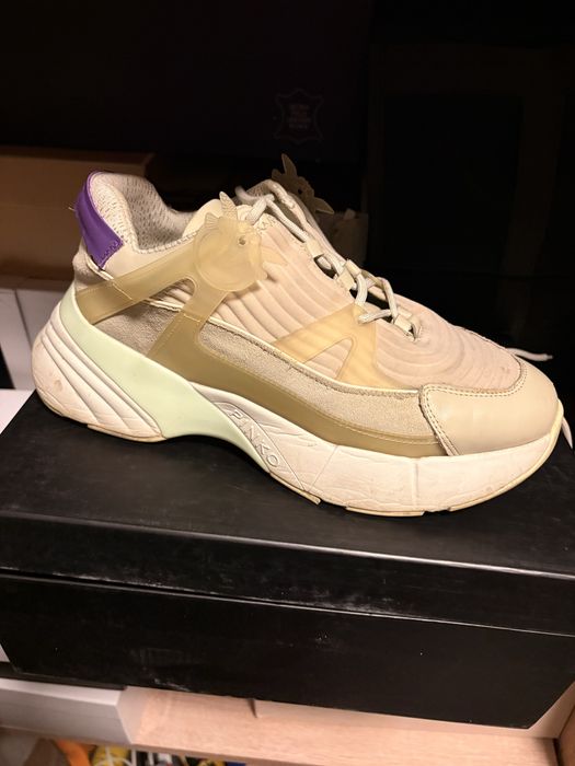 Buty sneakersy Pinko