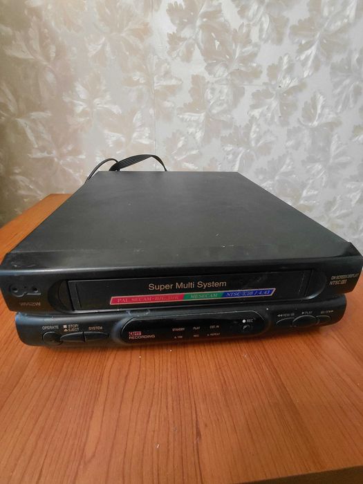 Видиоплеер     LG