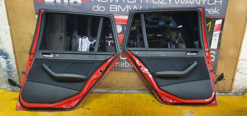 BMW E46 Boczki Tapicerka Drzwi Sedan Kombi Wersja Policyjna Kogut