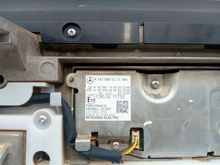 Display / ecrã de informações MERCEDES-BENZ GLE (V167)