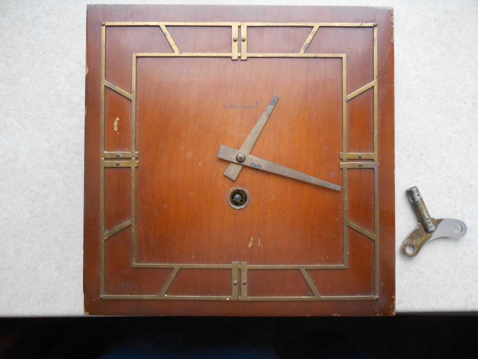 Редкие часы  ВЕСНА