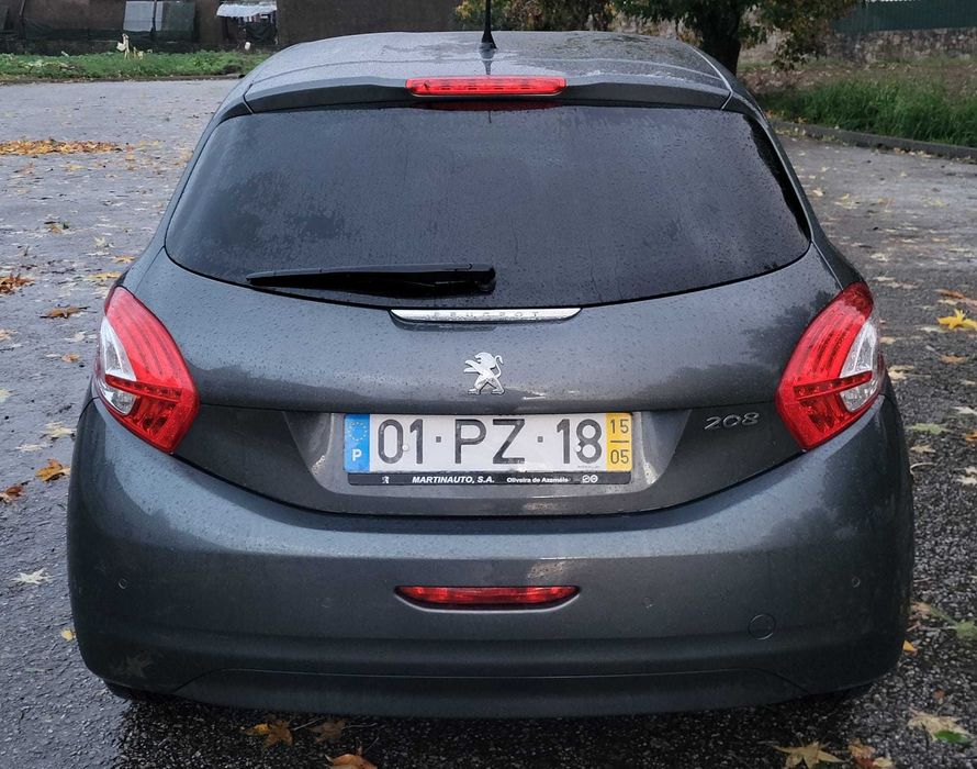 Peugeot 208 1.2 style 41.200 km Nacional Revisões na marca