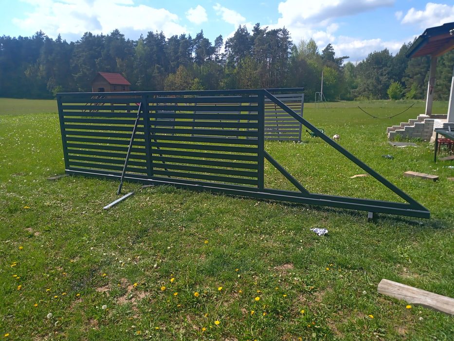 Bramy,ogrodzenia,balustrady,konstrukcje stalowe,montaż